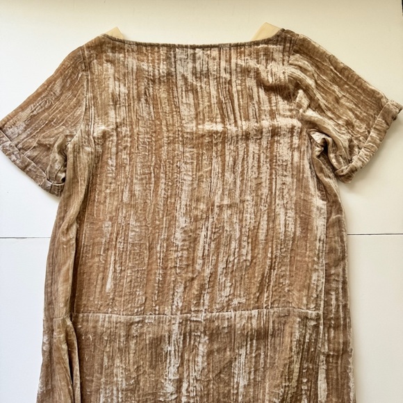 Anthropologie Floreat Crinkled Velvet Tunic Shift Dress Tan Neutral Sheen Sz S - Picture 14 of 16